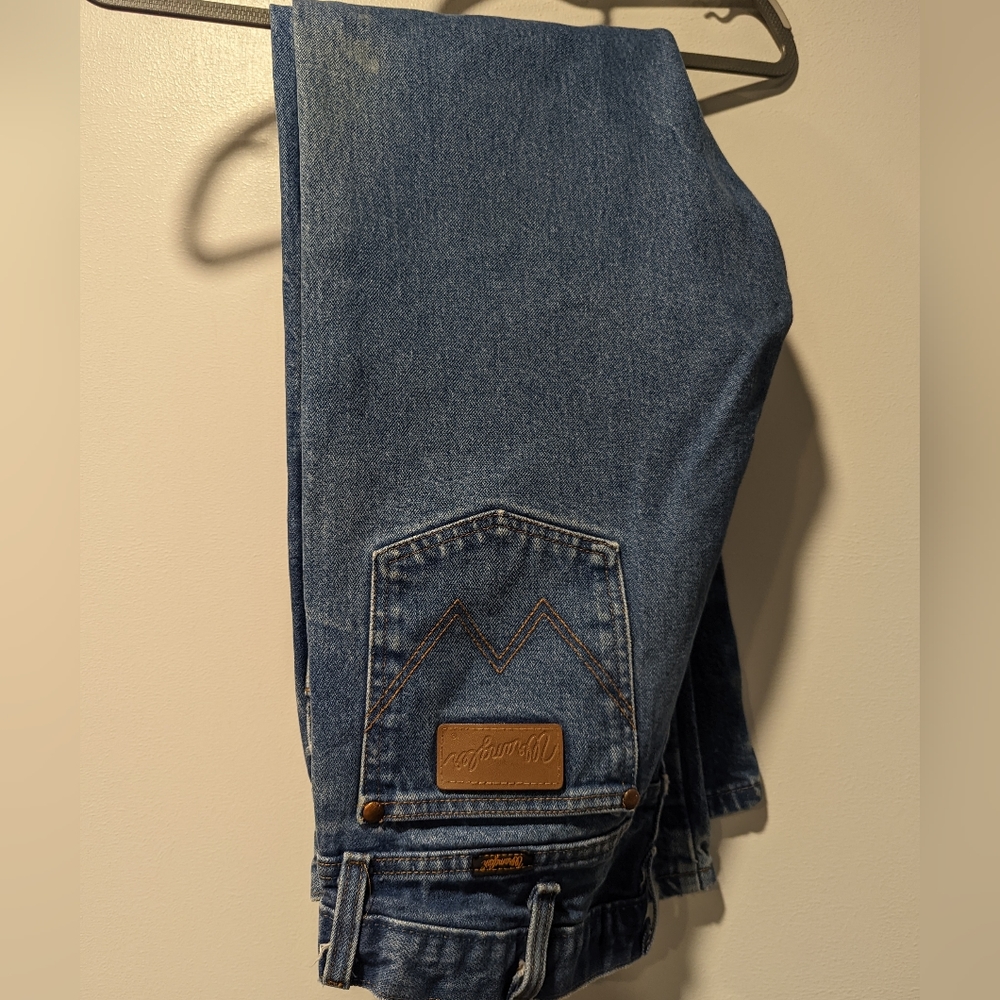 Men's Cowboy Cut Wranglers